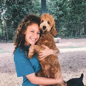 Meet your Posher, Georgia